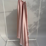 Tenue de prière en satin premium - Rose poudré